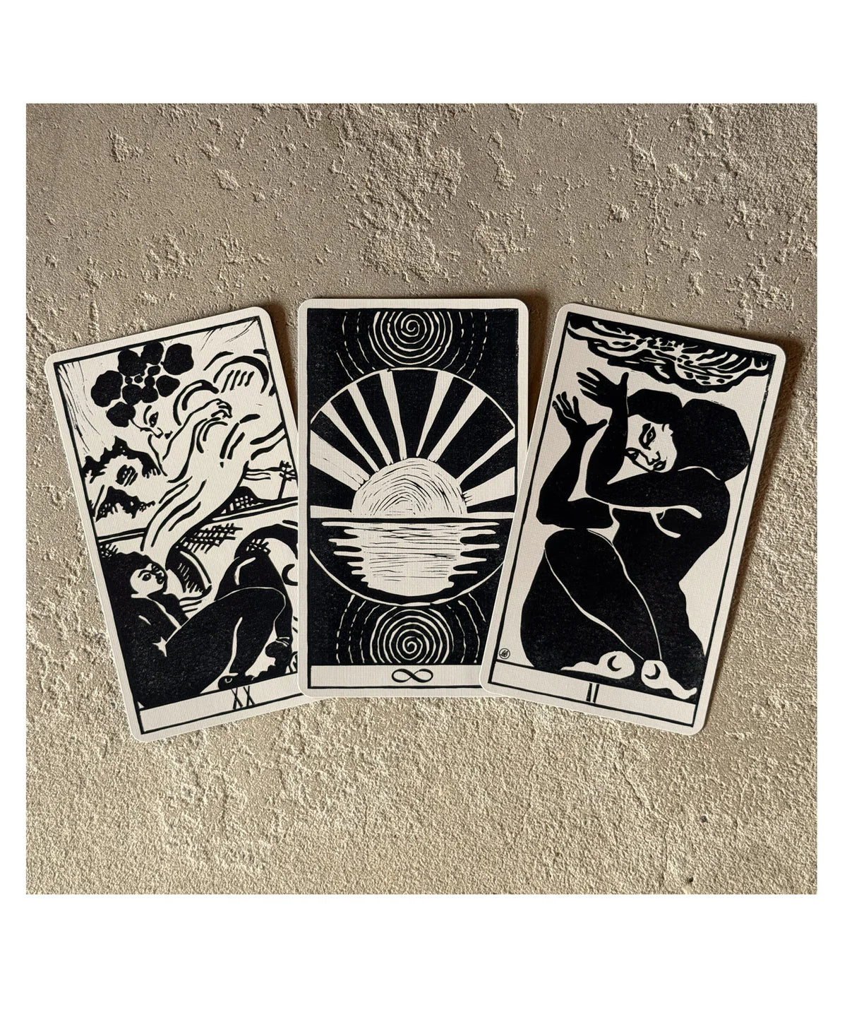 Lux Tarot Deck and Book of Sonnets - Uusi - Haus Nostromo